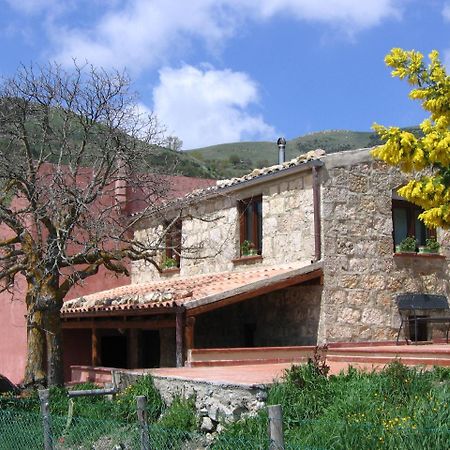 Agriturismo Gelso Castellana Sicula Ngoại thất bức ảnh